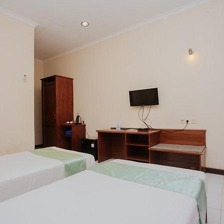 Medana Bay Marina Hotell Paloh Eksteriør bilde