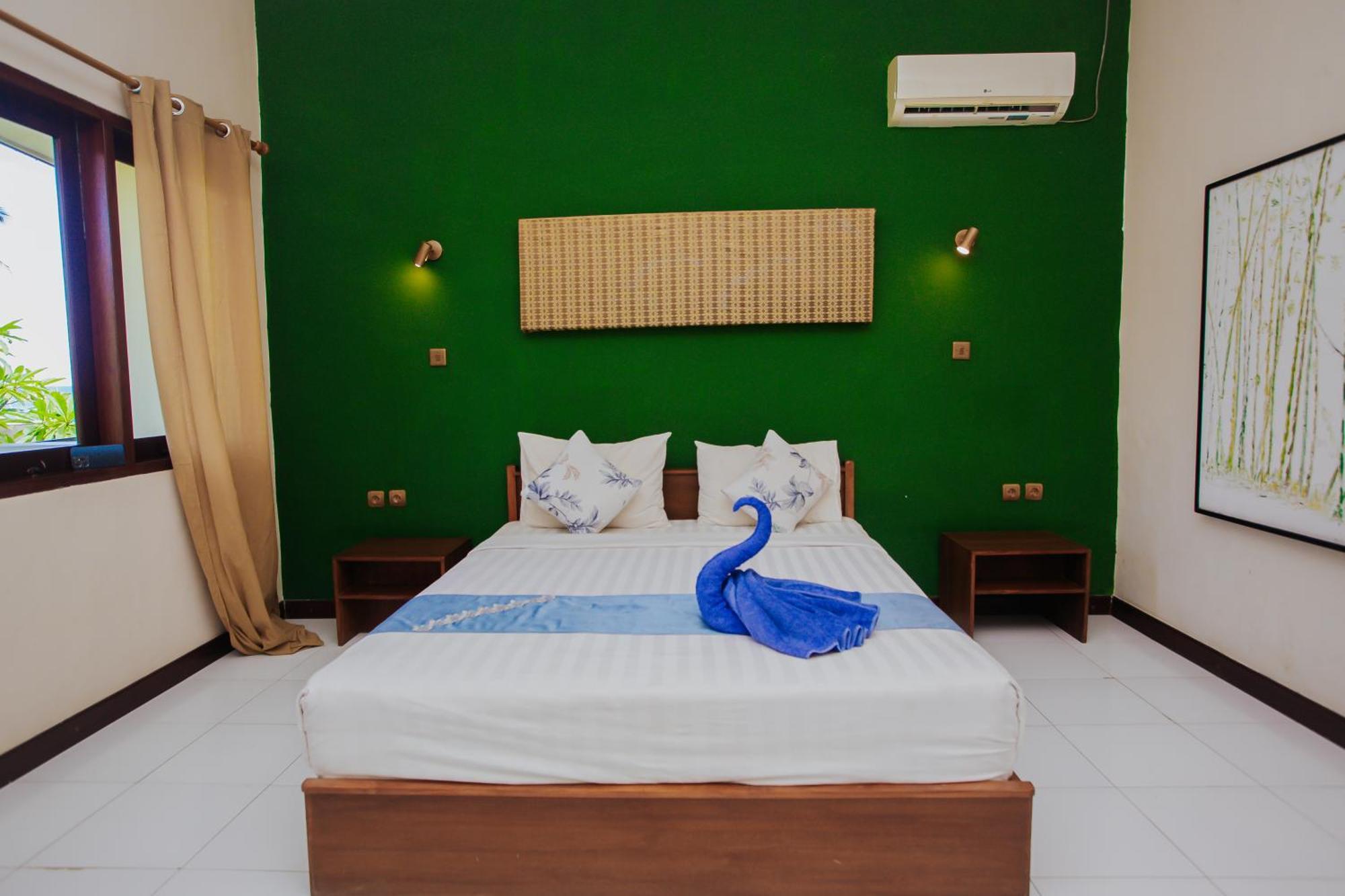 Medana Bay Marina Hotell Paloh Eksteriør bilde